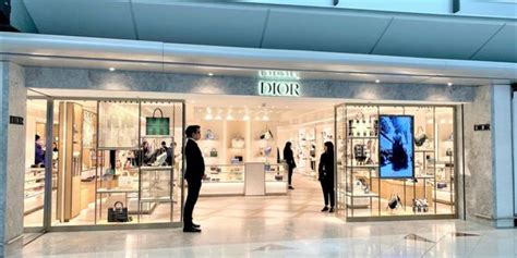 dior tunjungan plaza|dior hong kong airport hours.